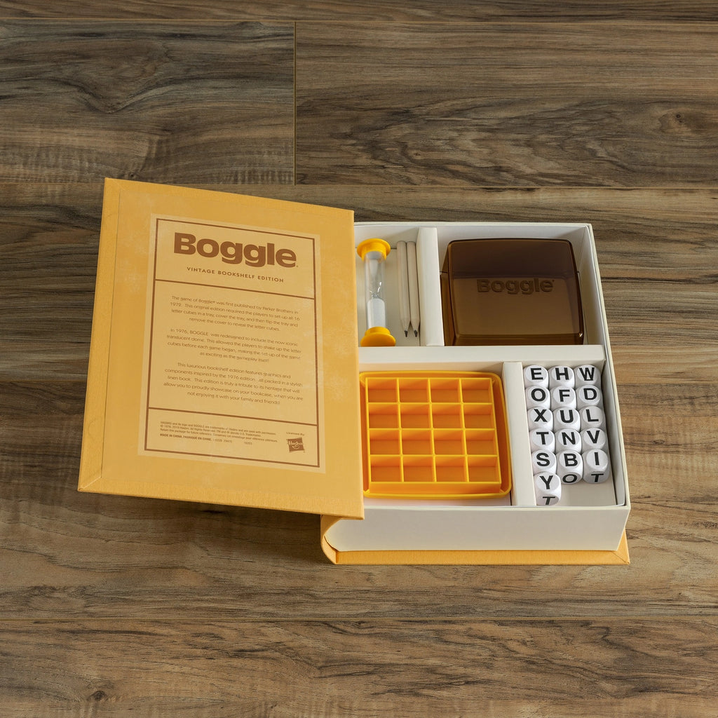 Boggle | Vintage Bookshelf Edition